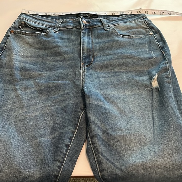 Judy Blue Boyfriend Fit High Rise Size 11/30 - Picture 4 of 16